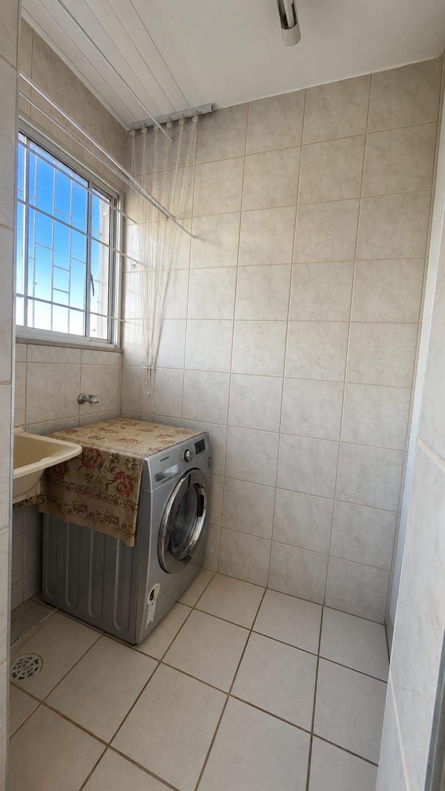 Apartamento em Santa Mônica - Uberlândia