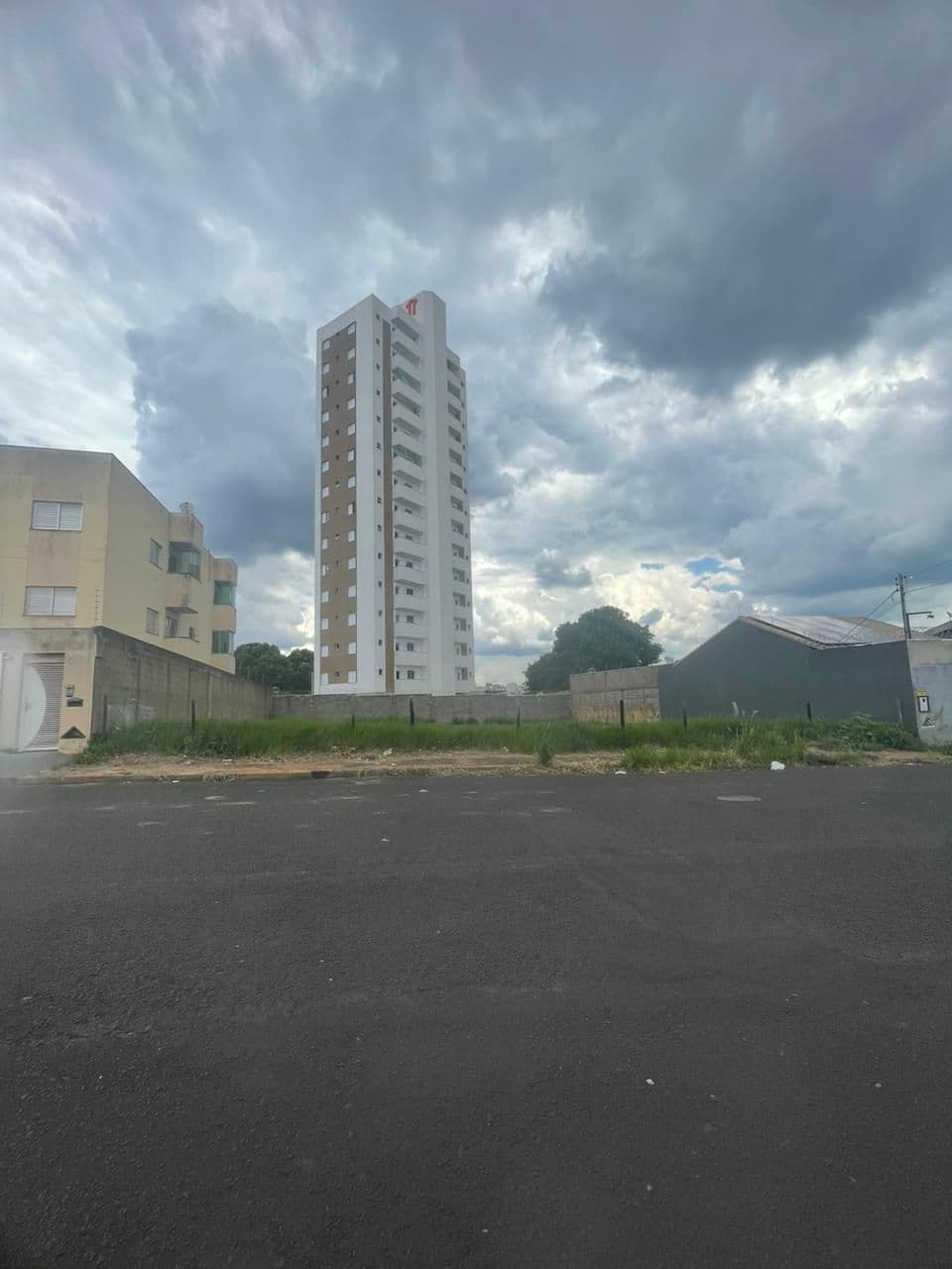 Terreno / Lote / Condomínio em Tibery - Uberlândia