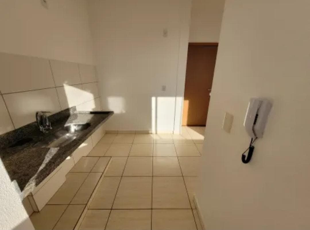 Apartamento em Jardim Célia - Uberlândia