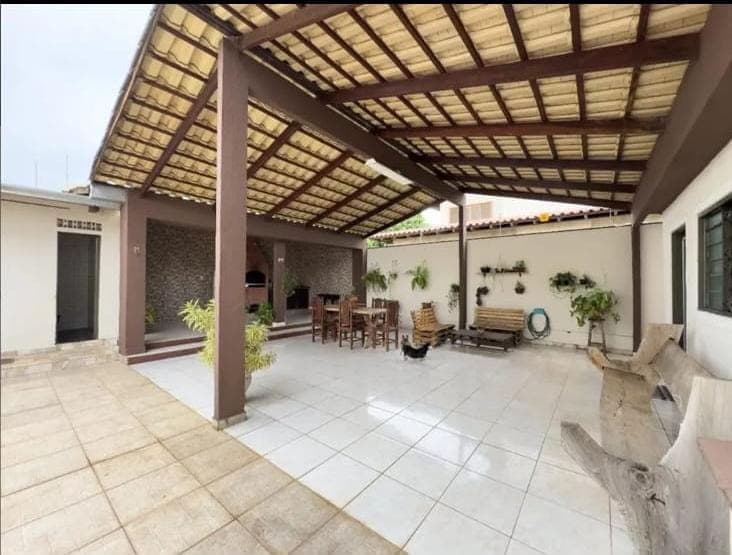 Sobrado em Setor Jaó - Goiânia