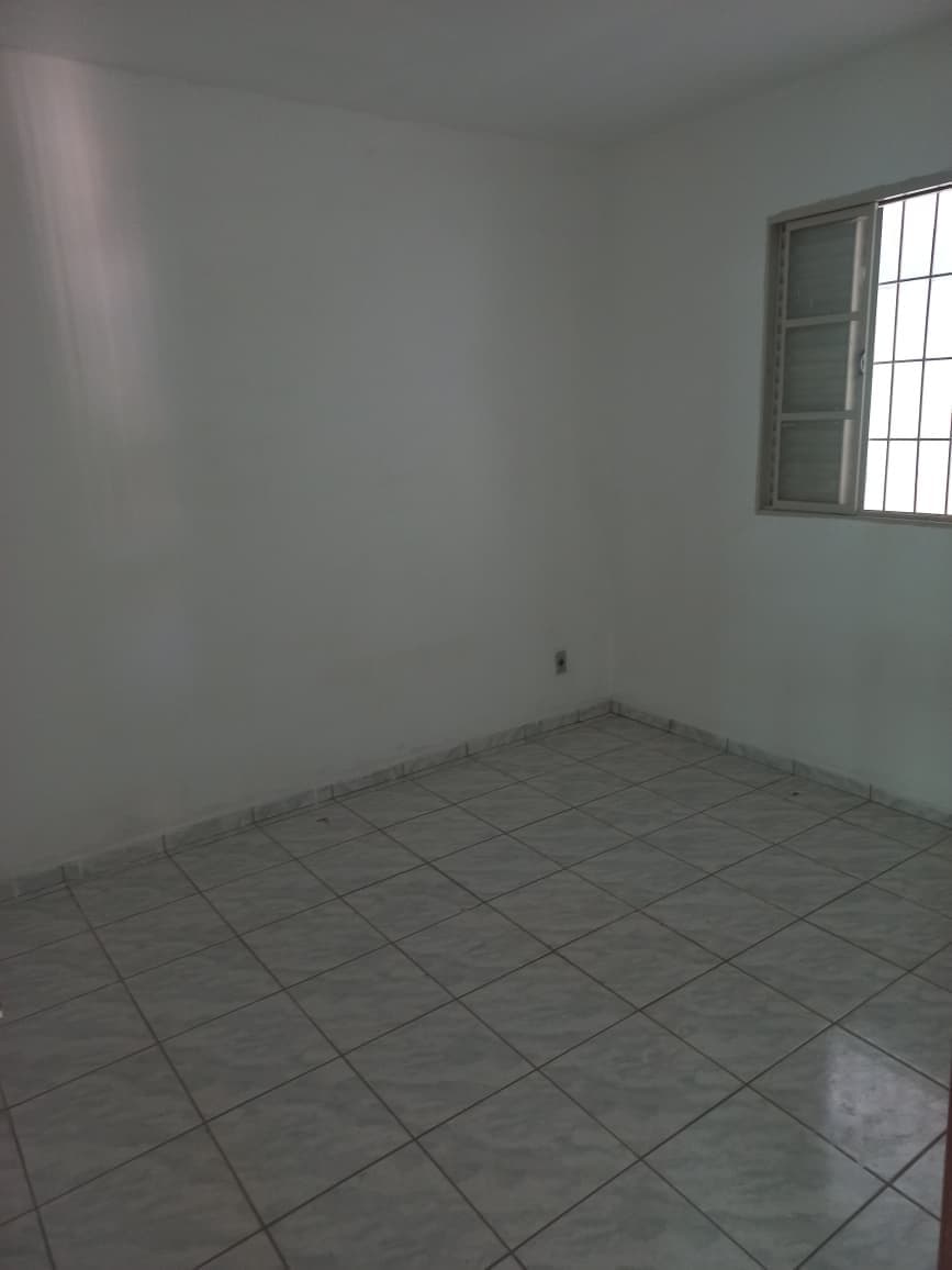Casa em Luizote de Freitas - Uberlândia
