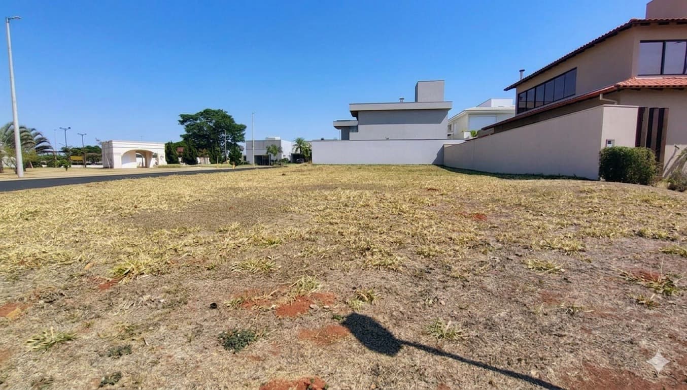 Terreno / Lote / Condomínio em Nova Uberlândia - Uberlândia