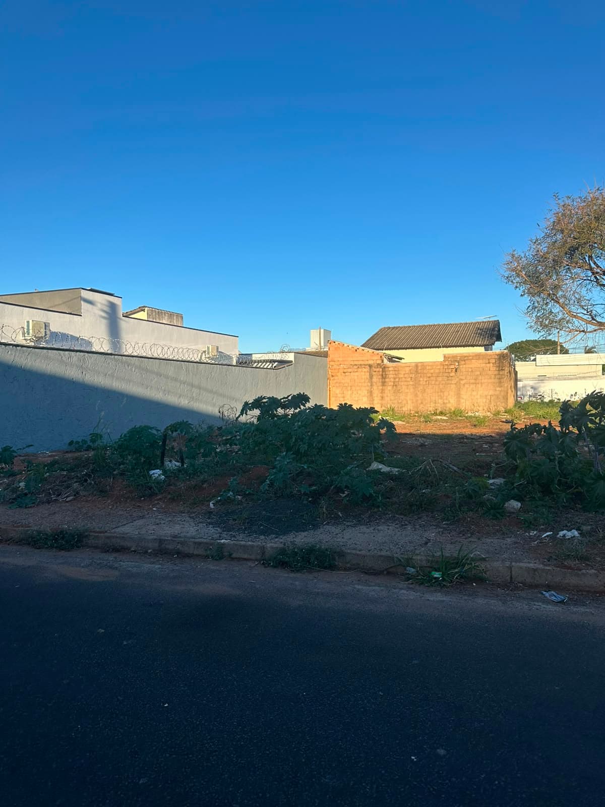 Terreno / Lote / Condomínio em Jardim Ipanema - Uberlândia
